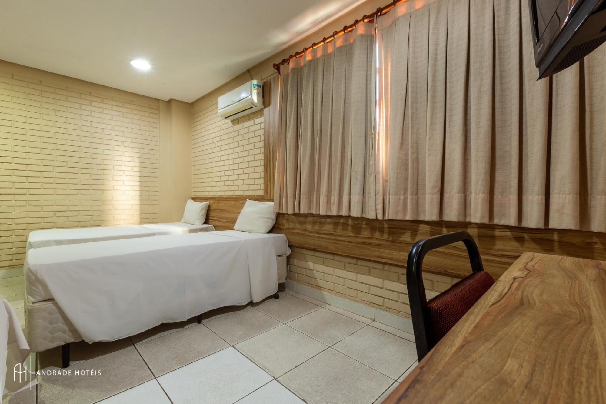 Rede Andrade Goiania Centro Hotel Luaran gambar